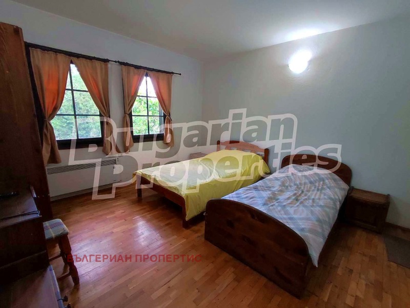 Продава  Къща област Шумен , с. Кюлевча , 313 кв.м | 68912759 - изображение [16]