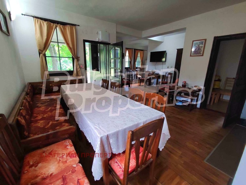 Продава  Къща област Шумен , с. Кюлевча , 313 кв.м | 68912759 - изображение [3]