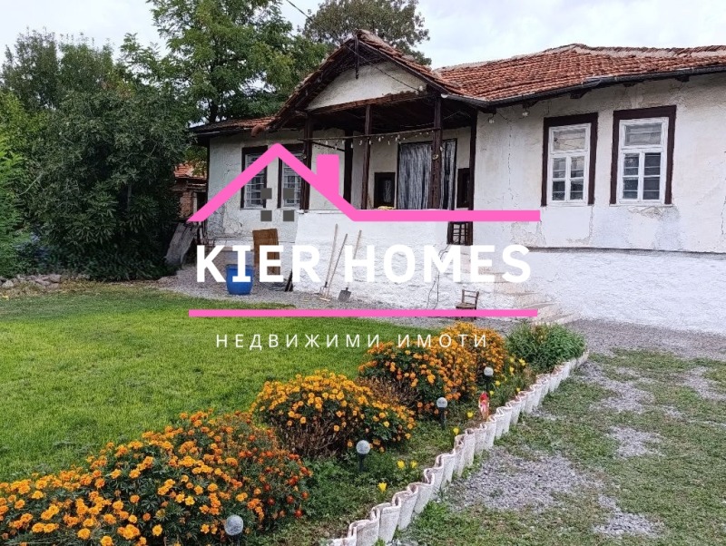 Продава КЪЩА, област Хасково, с. Гарваново • 55000 € / 107570.65 лв. • 62874941 1