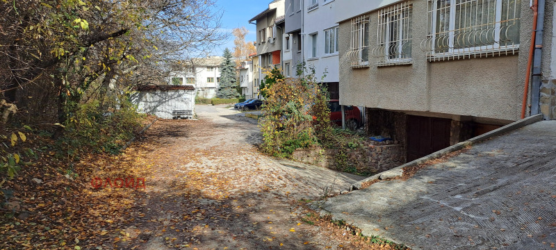 Продава ГАРАЖ, ПАРКОМЯСТО, гр. София, Карпузица, снимка 8 - Гаражи и паркоместа - 52454594