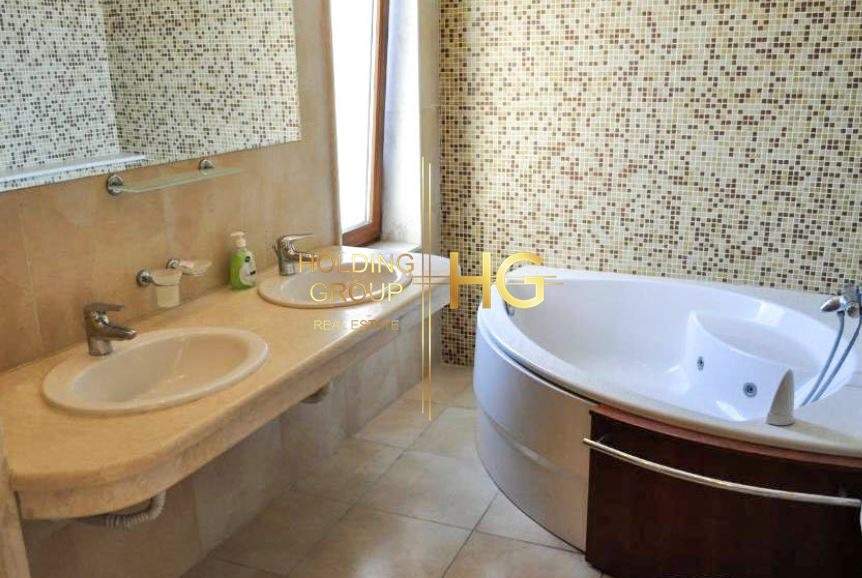 Продава КЪЩА, гр. Бяла, област Варна, снимка 13 - Къщи - 55702842
