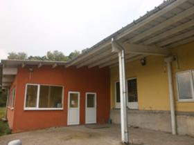 Продажба на имоти в с. Моравица, област Враца - изображение 1 