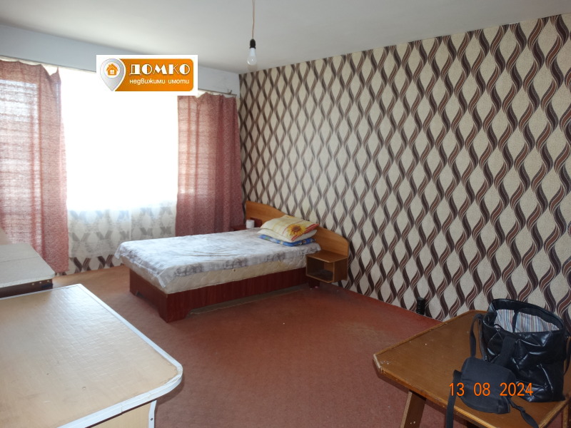 For Sale  1 bedroom Pazardzhik , Ustrem , 61 sq.m | 72865921