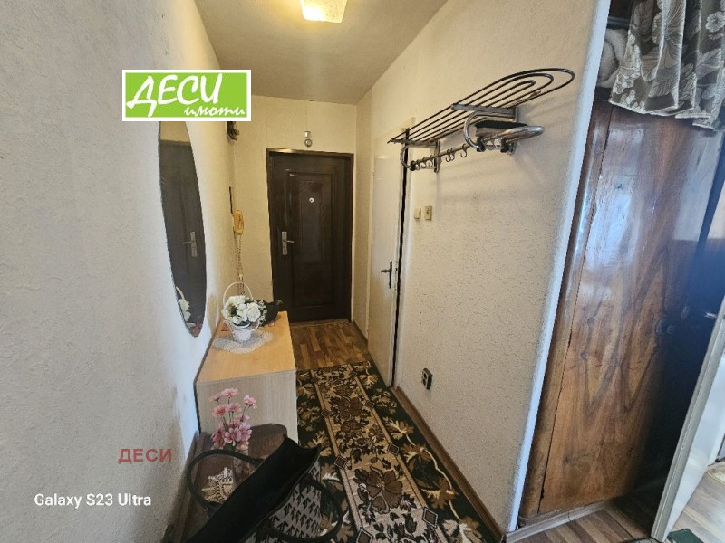 Продава  2-стаен град Русе , Родина 1 , 65 кв.м | 69515802 - изображение [8]