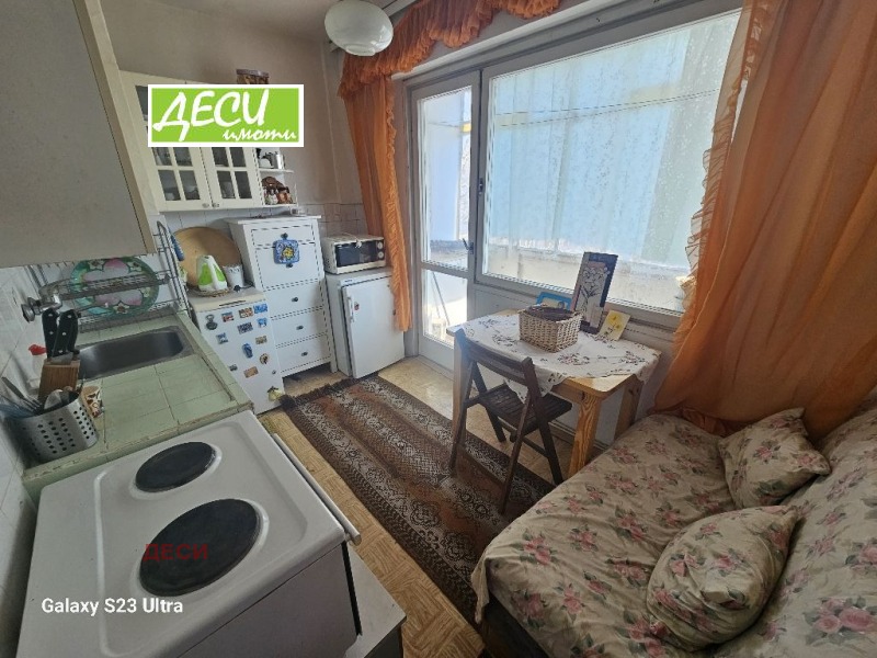 Продава  2-стаен град Русе , Родина 1 , 65 кв.м | 69515802 - изображение [5]