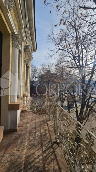 Продава  Многостаен град София , Център , 135 кв.м | 78010064 - изображение [2]