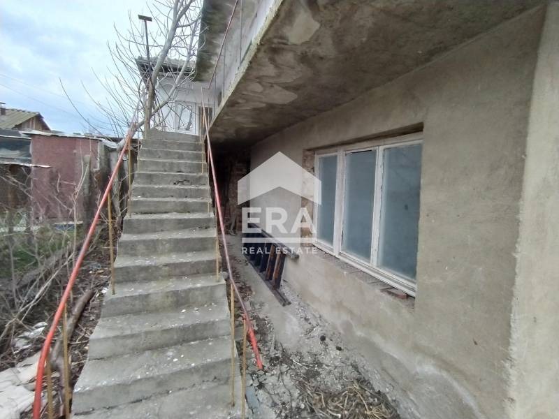 Продава КЪЩА, с. Езерово, област Варна, снимка 9 - Къщи - 47355946