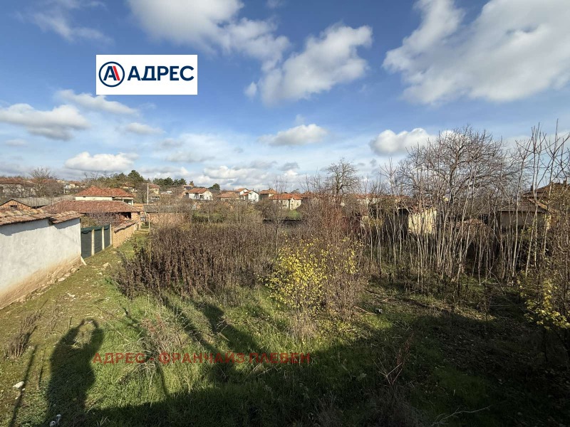 Продава ПАРЦЕЛ, с. Крушовица, област Плевен