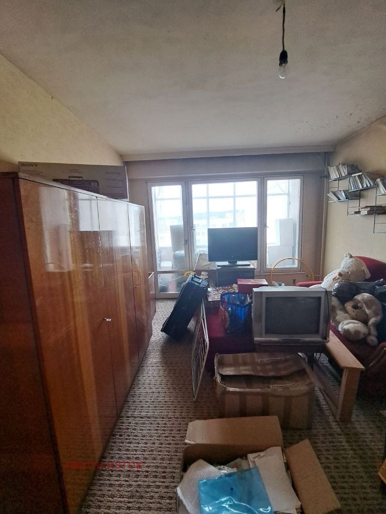 Til salgs  2 soverom Pernik , Iztok , 93 kvm | 75938018 - bilde [5]