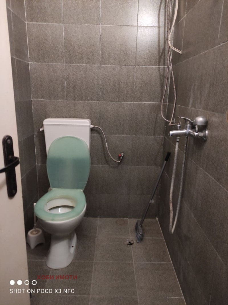 Myytävänä  Pienhuoneisto Plovdiv , Kjutšuk Pariž , 120 neliömetriä | 68776674 - kuva [16]