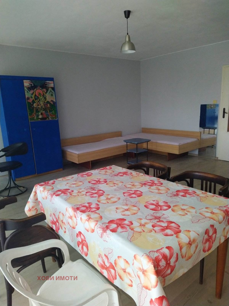 Myytävänä  Pienhuoneisto Plovdiv , Kjutšuk Pariž , 120 neliömetriä | 68776674 - kuva [2]