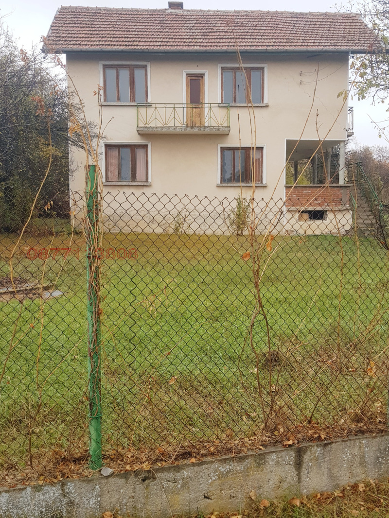 Продава КЪЩА, с. Мраморен, област Враца