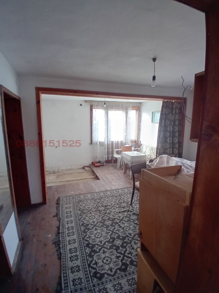 Продава КЪЩА, с. Говедарци, област София област, снимка 2 - Къщи - 52780662