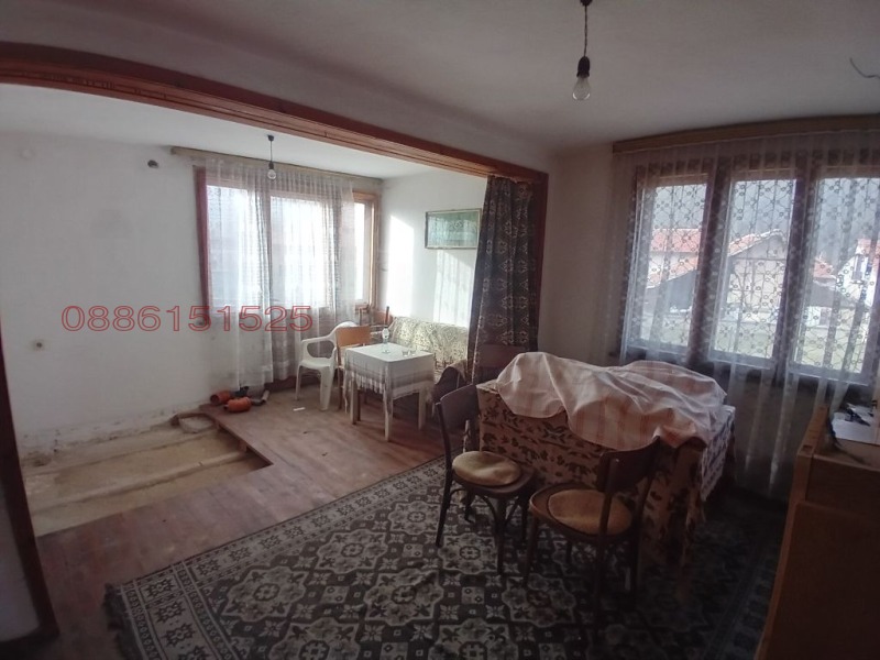 Продава КЪЩА, с. Говедарци, област София област, снимка 3 - Къщи - 52780662