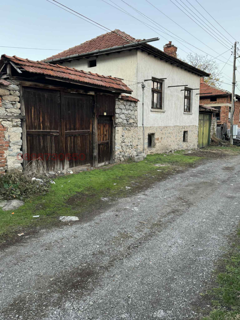 Продава КЪЩА, гр. Костенец, област София област