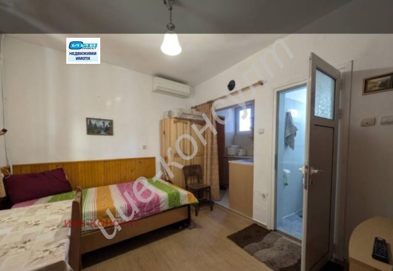 Продава КЪЩА, гр. Дебелец, област Велико Търново, снимка 3 - Къщи - 53198387