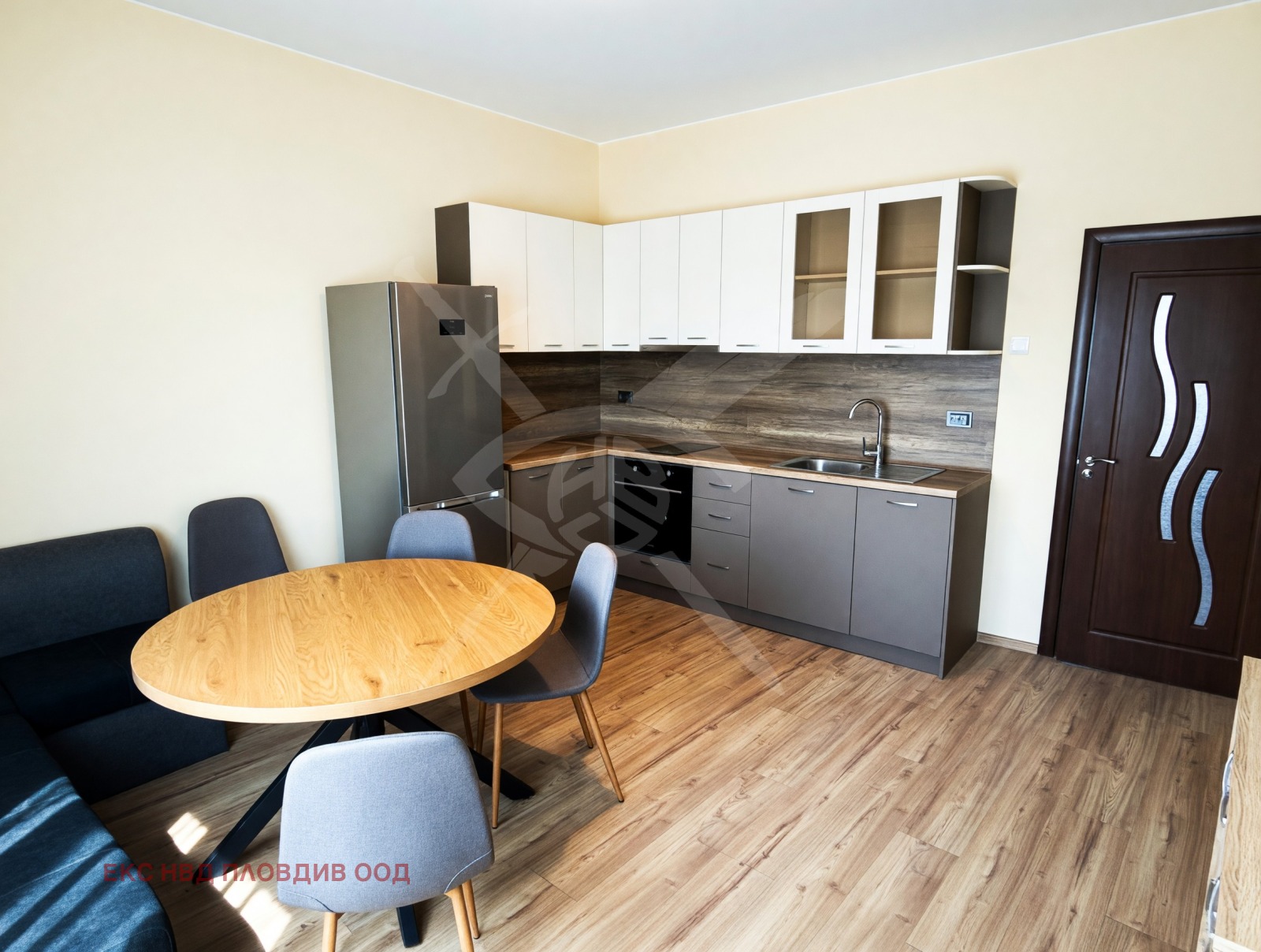 Продава МНОГОСТАЕН, гр. Пловдив, Център