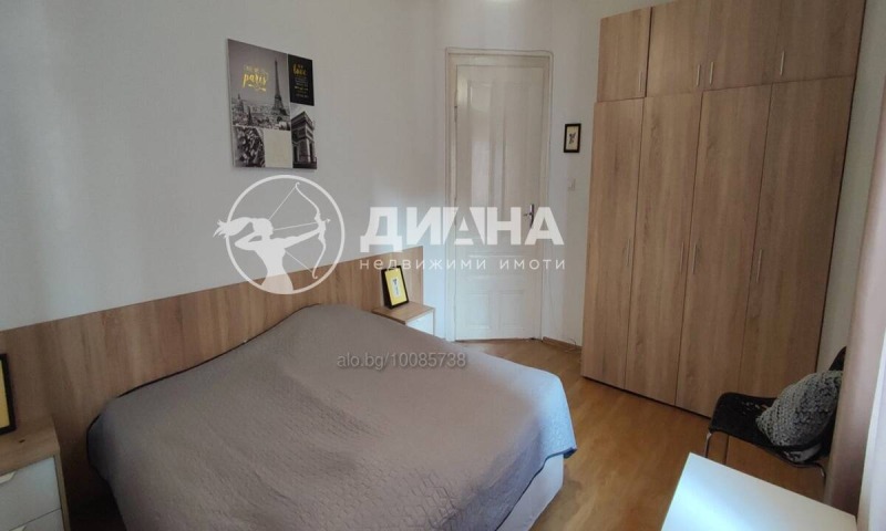 Продава 2-СТАЕН, гр. Пловдив, Център, снимка 2 - Aпартаменти - 49296471