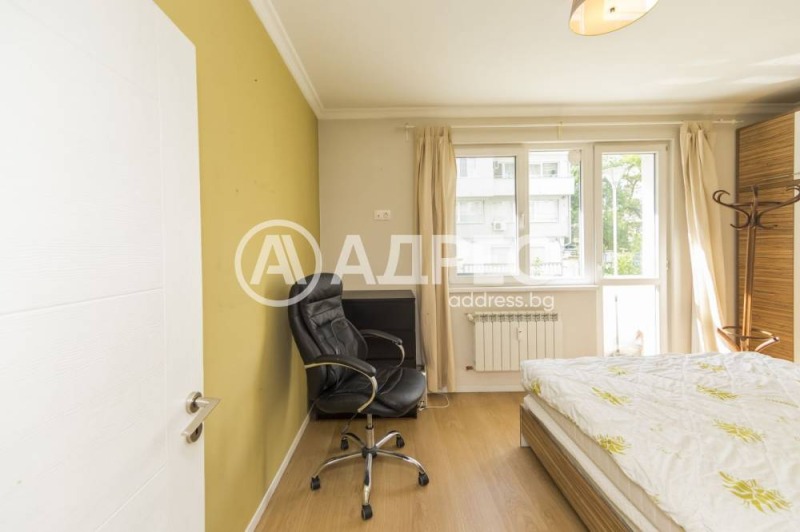 Na sprzedaż  1 sypialnia Sofia , Iztok , 73 mkw | 22620503 - obraz [17]