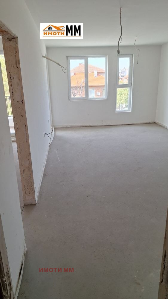 Продава  2-стаен град Пловдив , Западен , 68 кв.м | 29693067