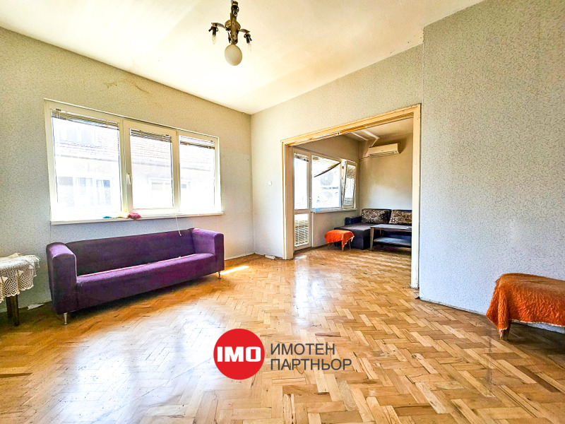 Продава  4-стаен град Бургас , Възраждане , 106 кв.м | 43493423