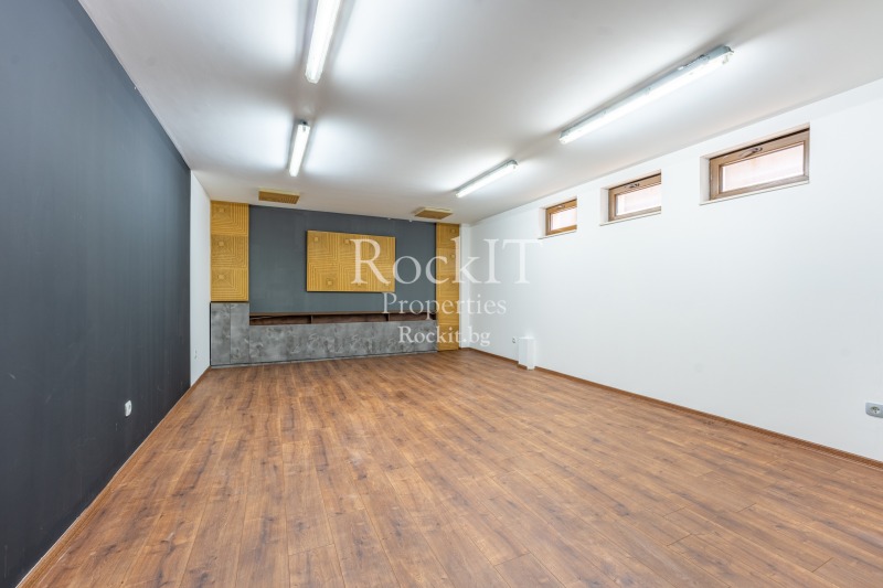 Продава КЪЩА, гр. София, с. Бистрица, снимка 16 - Къщи - 49561960