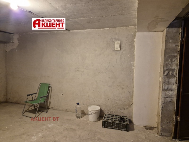 Продава ГАРАЖ, ПАРКОМЯСТО, гр. Велико Търново, Колю Фичето