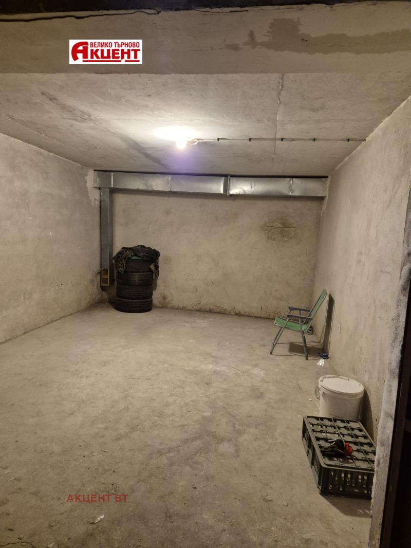Продава ГАРАЖ, ПАРКОМЯСТО, гр. Велико Търново, Колю Фичето, снимка 3 - Гаражи и паркоместа - 53284085