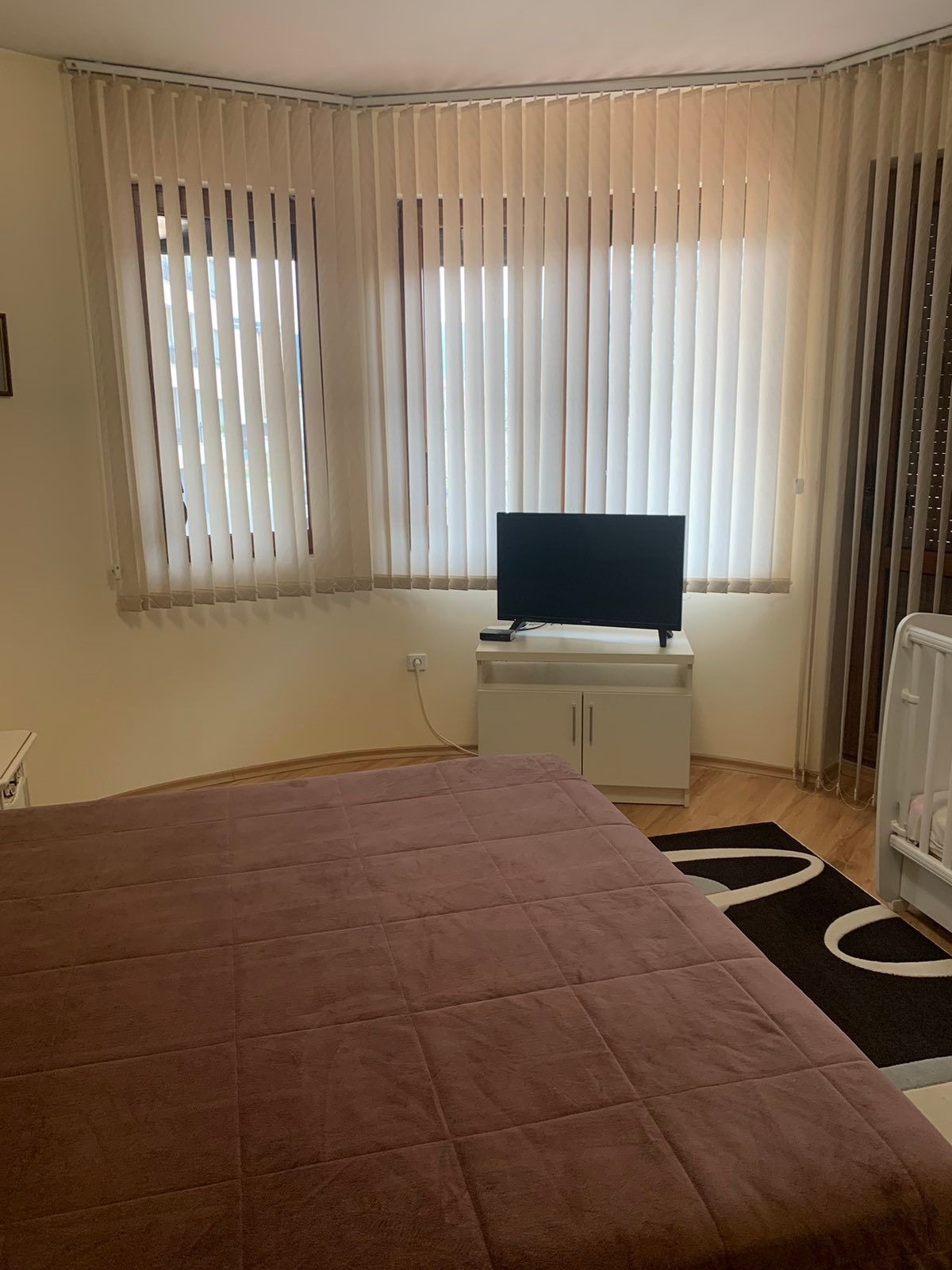 Продава КЪЩА, гр. Пловдив, Остромила, снимка 3 - Къщи - 54105786