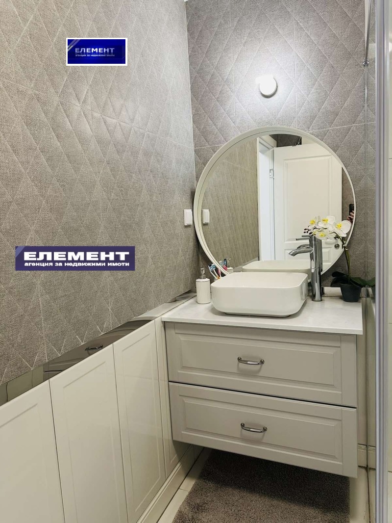 In vendita  2 camere da letto Plovdiv , Vastanicheski , 130 mq | 28461122 - Immagine [12]