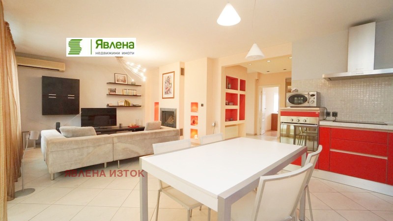 Zu verkaufen  2 Schlafzimmer Sofia , Borowo , 100 qm | 41611457