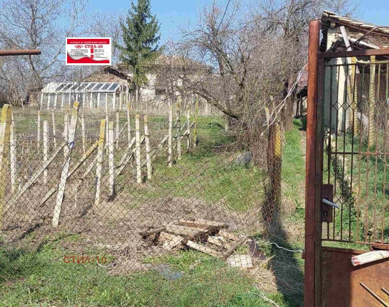 Продава КЪЩА, с. Мараш, област Шумен, снимка 3 - Къщи - 52481288