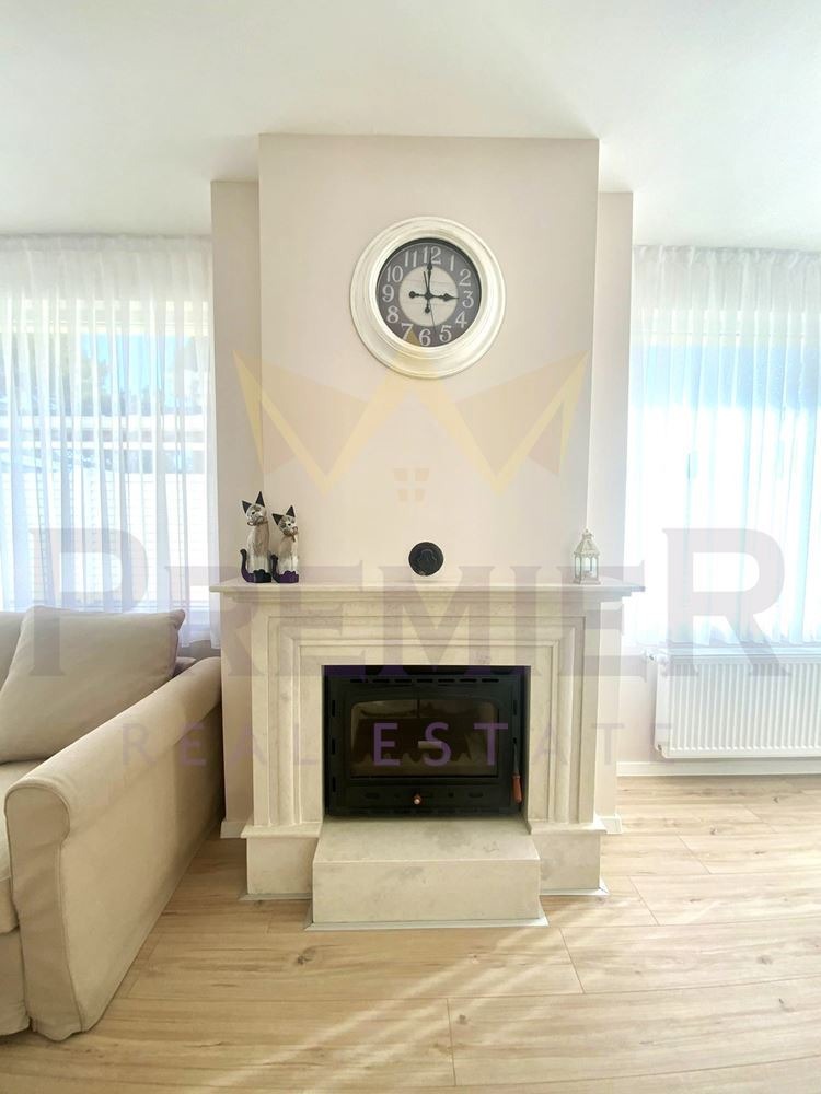 Продава КЪЩА, гр. Добрич, Свети Георги, снимка 5 - Къщи - 53086753