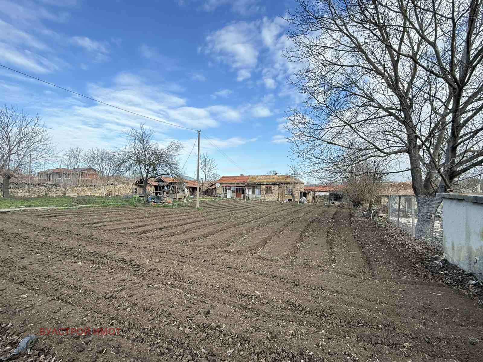 Продава КЪЩА, с. Неофит Рилски, област Варна, снимка 2 - Къщи - 49460915