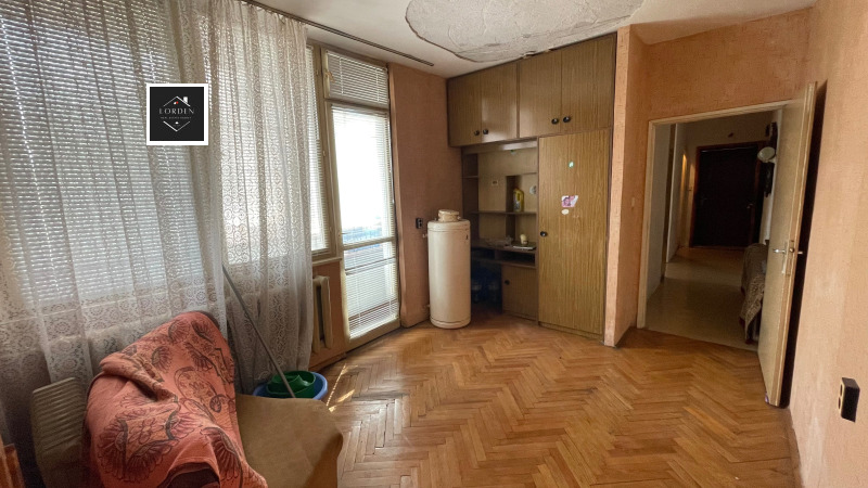 Продава  3-стаен град Пазарджик , Център , 83 кв.м | 31886433 - изображение [5]