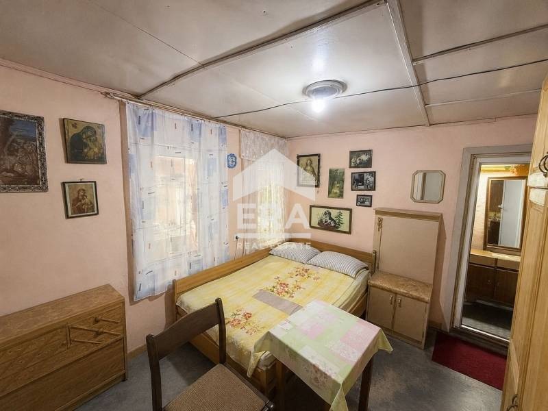 Продава ЕТАЖ ОТ КЪЩА, гр. Велико Търново, Варуша