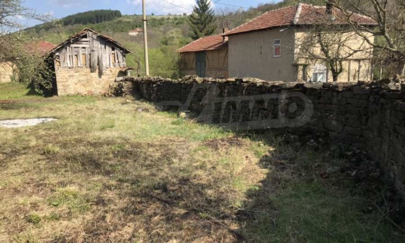 Продава КЪЩА, с. Добромирка, област Габрово, снимка 6 - Къщи - 52096430