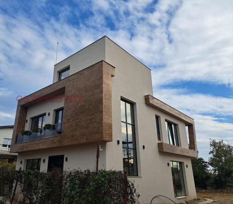 Продава КЪЩА, гр. Варна, м-т Евксиноград, снимка 2 - Къщи - 52997815