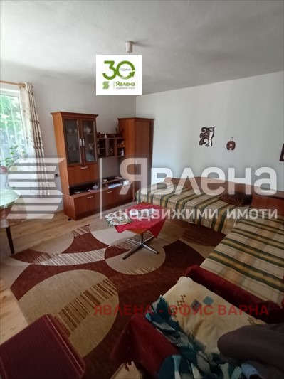 Продава КЪЩА, с. Ветрино, област Варна, снимка 9 - Къщи - 54769350