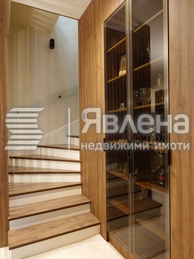 Продава КЪЩА, гр. Пловдив, Остромила, снимка 2 - Къщи - 55648534