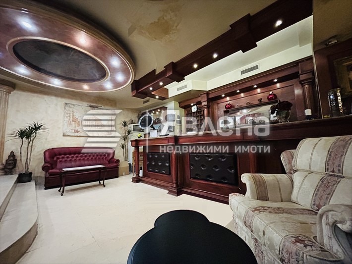 Продава ХОТЕЛ, гр. Варна, Гръцка махала, снимка 3 - Хотели - 55094408