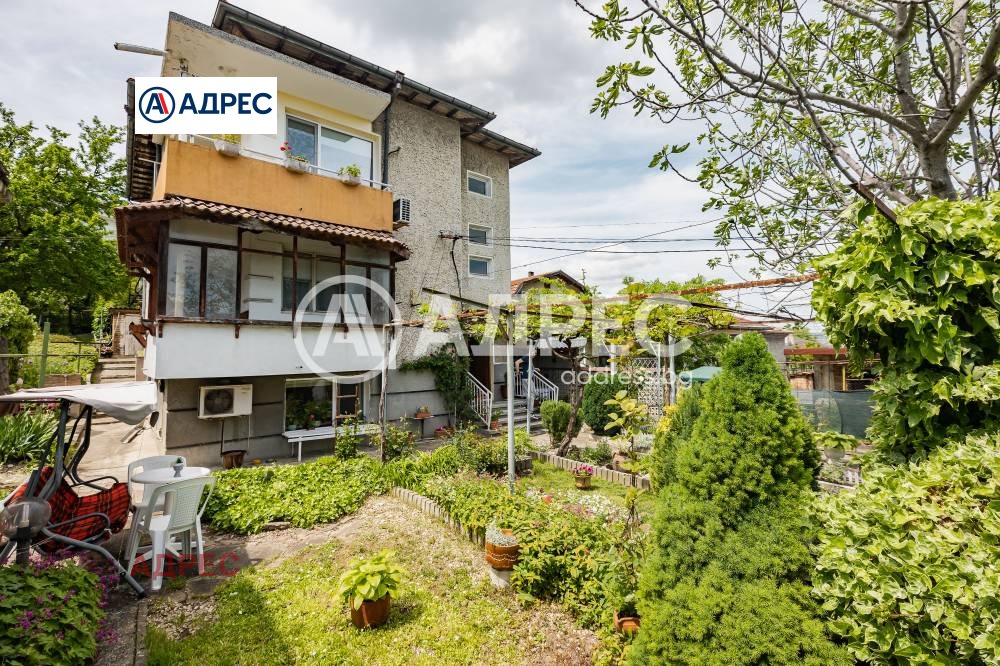 Продава ЕТАЖ ОТ КЪЩА, гр. Варна, Аспарухово, снимка 12 - Етаж от къща - 54737423