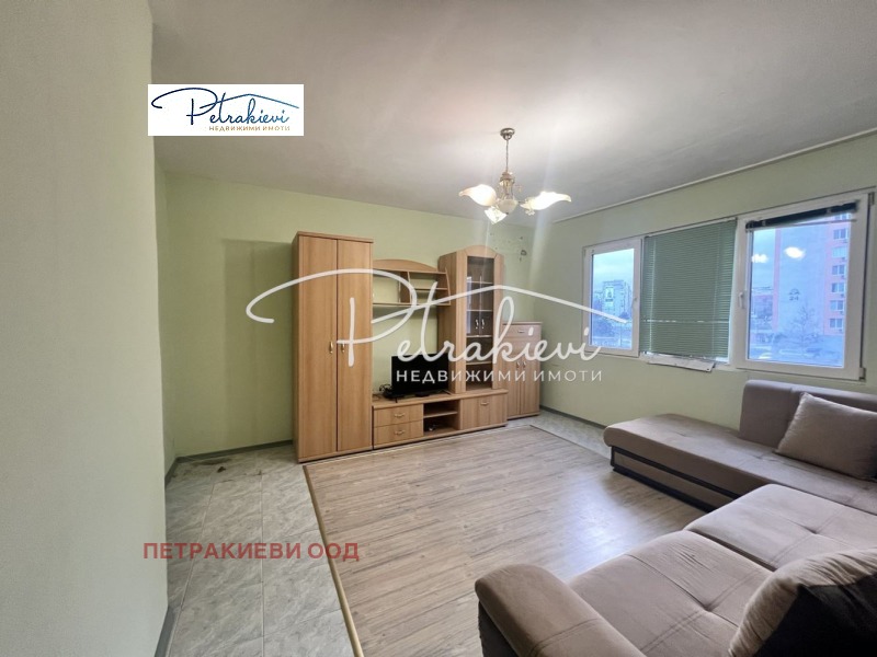 Продава 2-СТАЕН в град Бургас, Меден рудник - зона А - 61 кв.м / 89 000 € » 174 068.87 лв., ПЕТРАКИЕВИ ООД