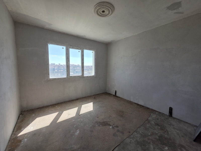 Продава 3-СТАЕН в град Хасково, Бадема - 81 кв.м / 78 000 € » 152 554.74 лв., ИМОТИ-МИРА