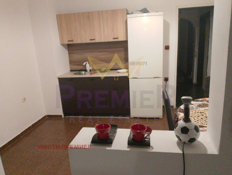 Продава 3-СТАЕН, гр. Бургас, Възраждане, снимка 2 - Апартаменти - 53002702