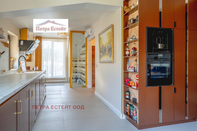 Продава МНОГОСТАЕН, гр. Варна, Бриз, снимка 5 - Апартаменти - 52681809