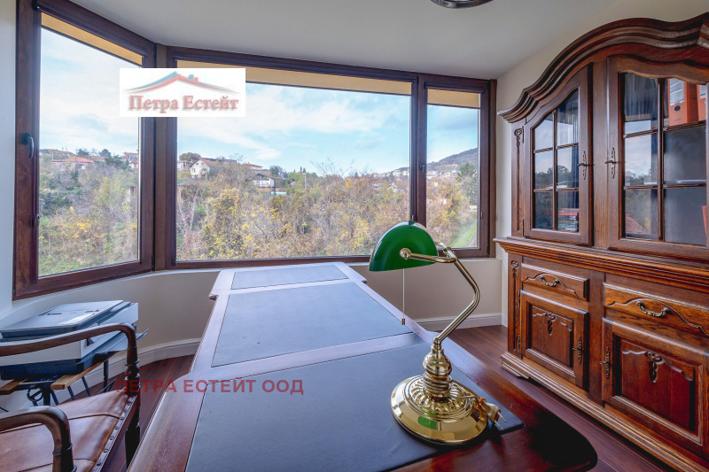 Продава МНОГОСТАЕН, гр. Варна, Бриз, снимка 15 - Апартаменти - 52681809