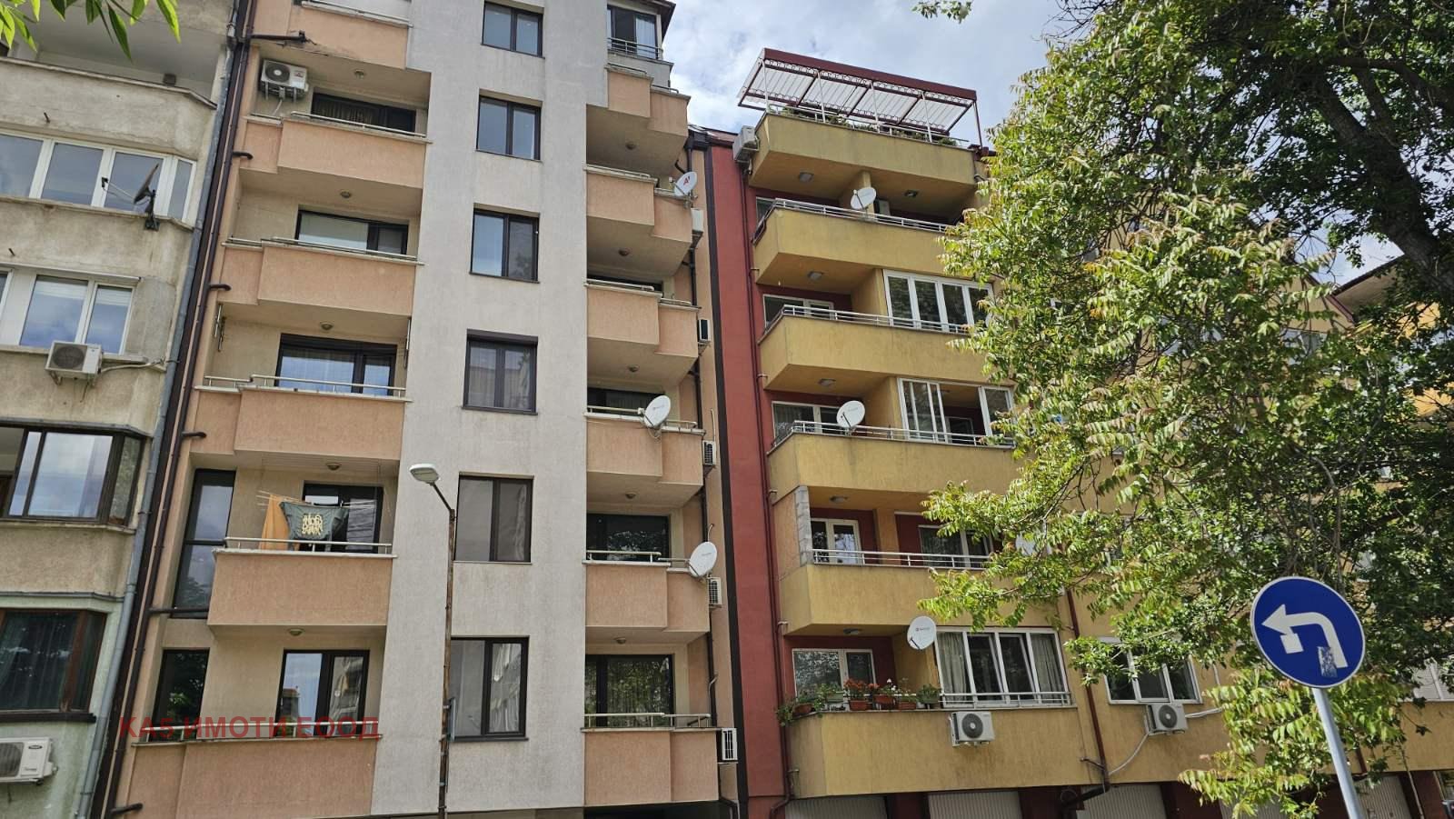 Продава 3-СТАЕН, гр. София, Център, снимка 12 - Апартаменти - 54638042