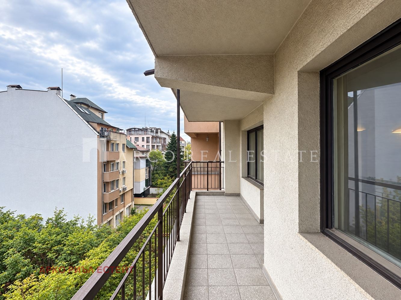 Продава 3-СТАЕН, гр. София, Оборище, снимка 2 - Апартаменти - 56016911