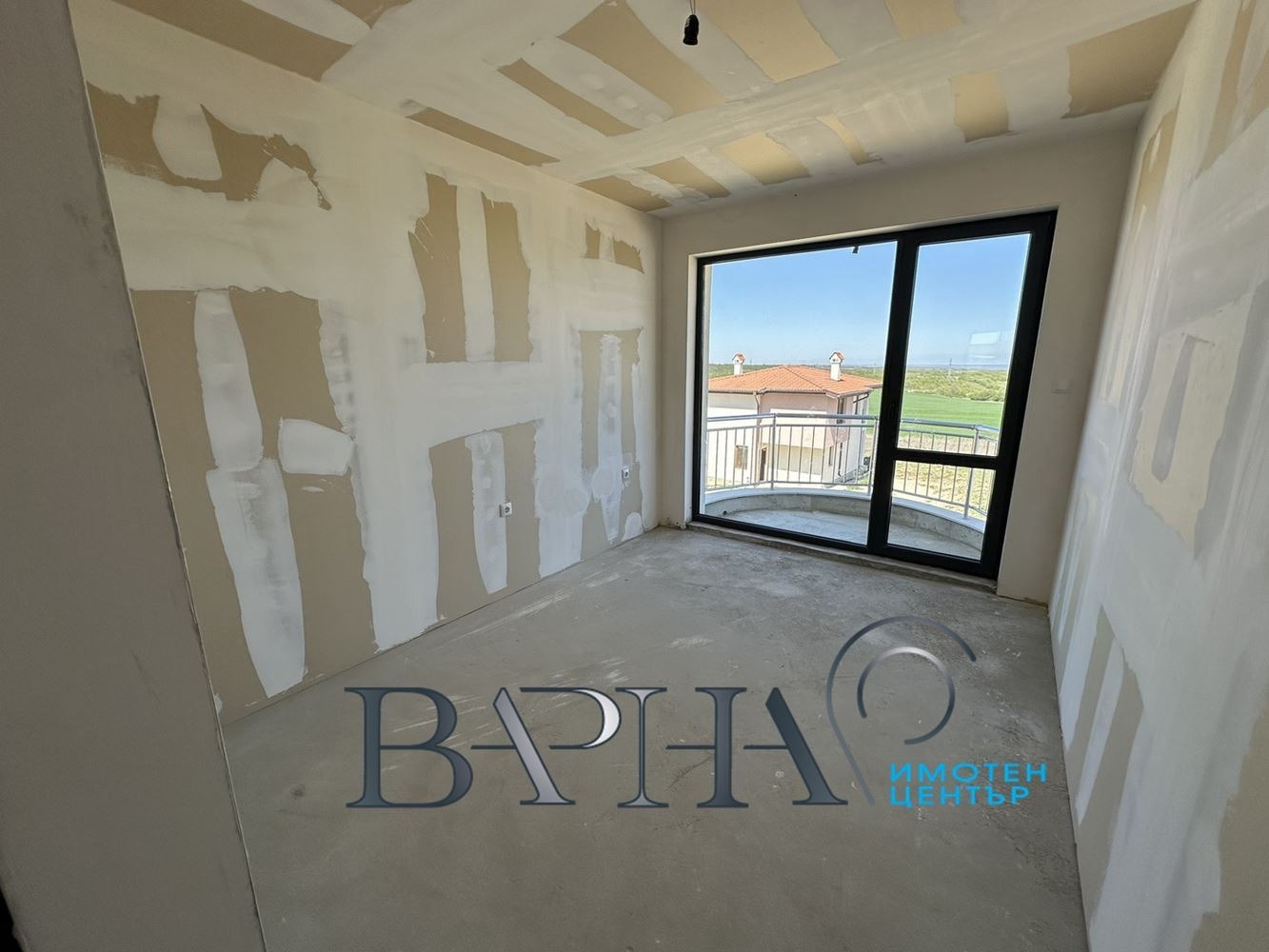 Продава КЪЩА, с. Кичево, област Варна, снимка 2 - Къщи - 51336381